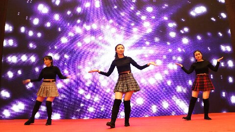 華信行(xíng)-2019年(nián)度-員(yuán)工(gōng)團建-年(nián)會(huì)節目表演